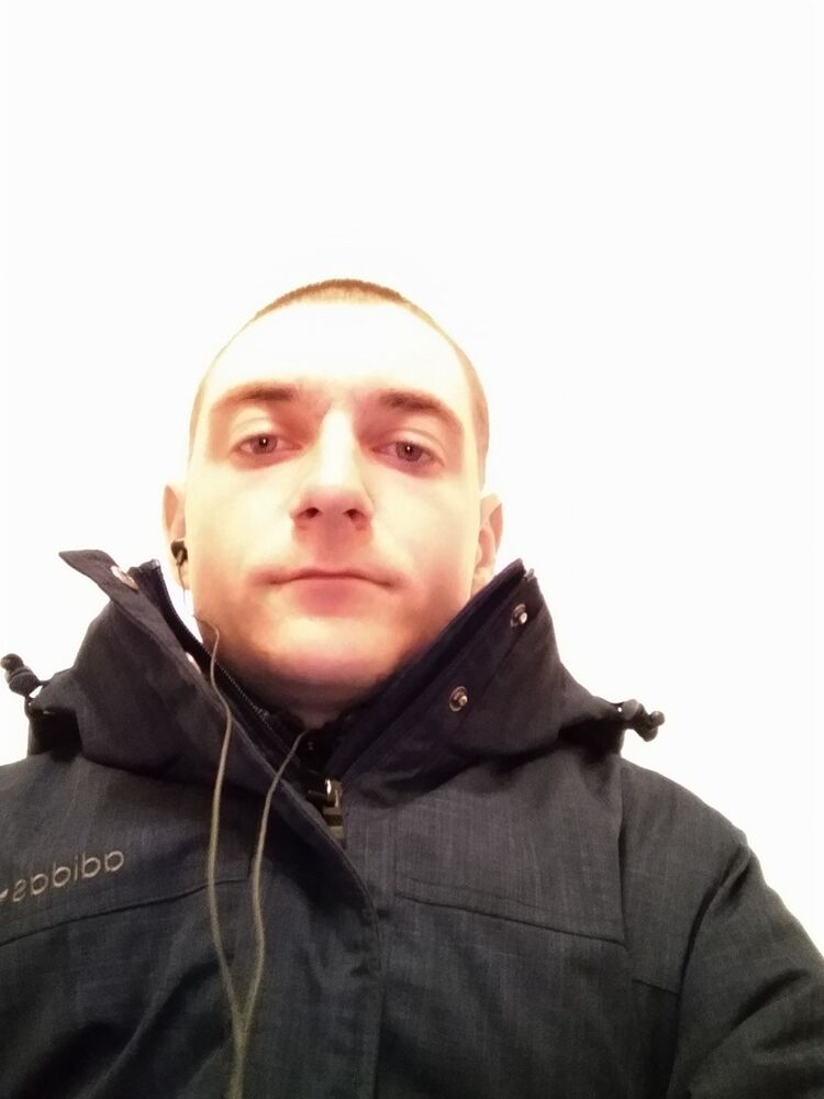  18631489  Denis, 30 ,    