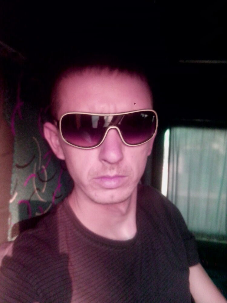  4875589  Sanyok, 38 ,    