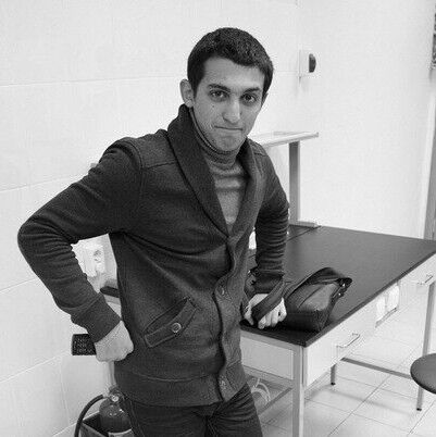  ,   Vazgen, 32 ,   