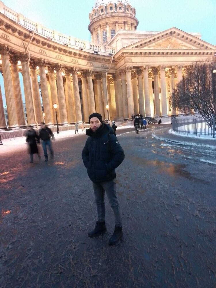  44364689  Hasan, 31 ,    -