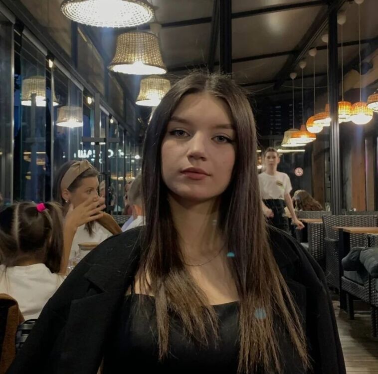  46156609  , 20 ,    