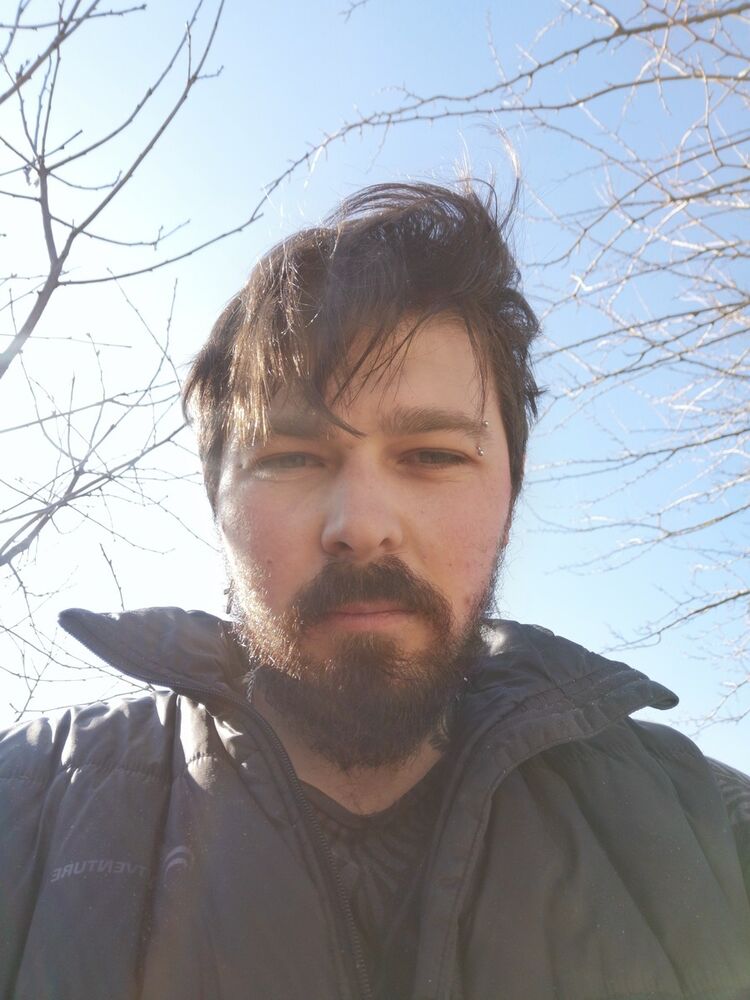  19898259  Alex, 31 ,    