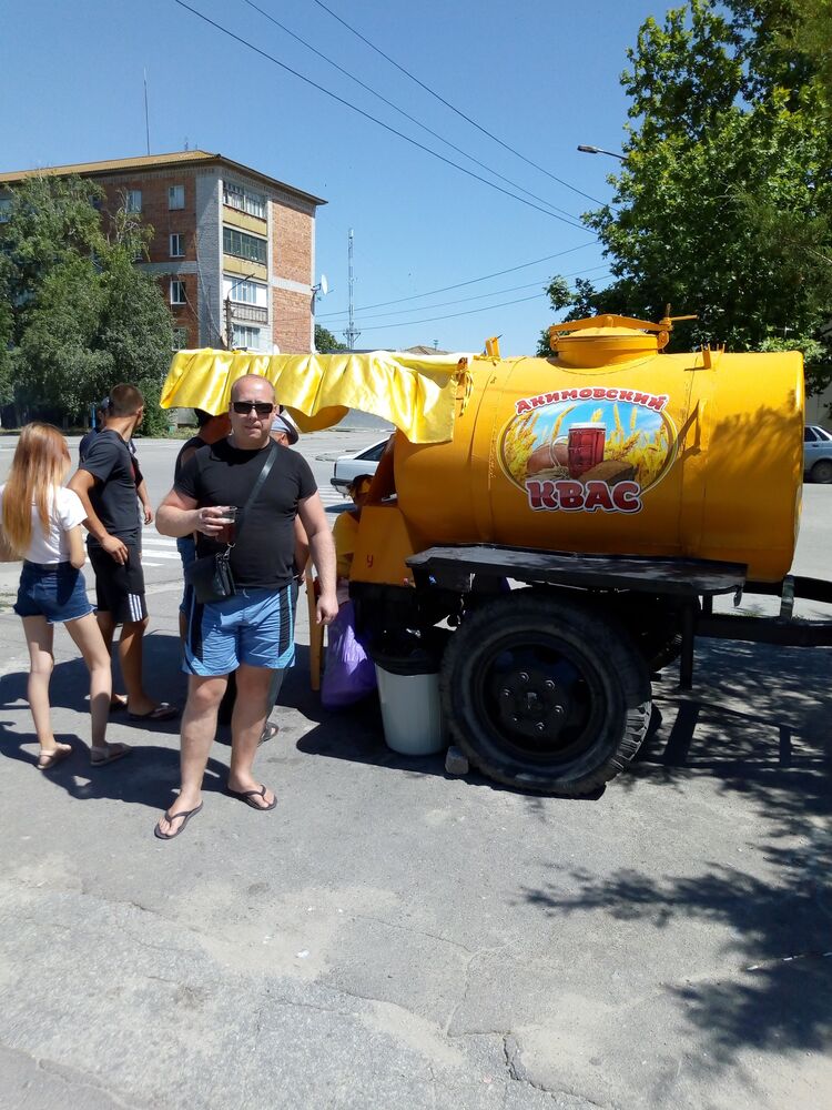  39955469  Jenia, 41 ,    