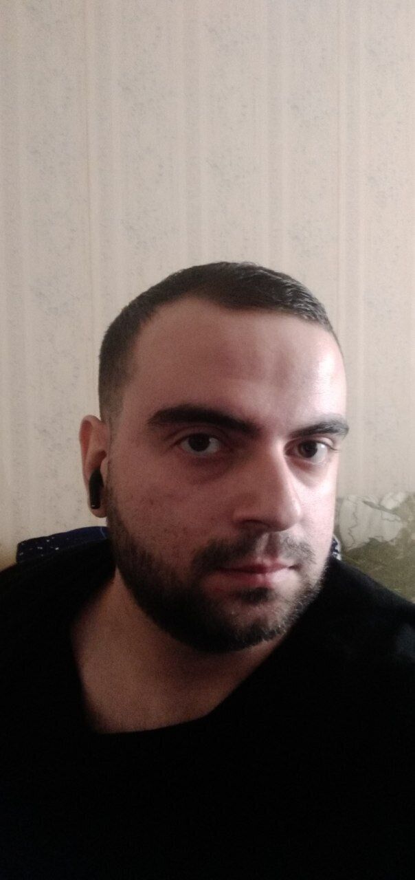  ,   Hayk, 24 ,   ,   