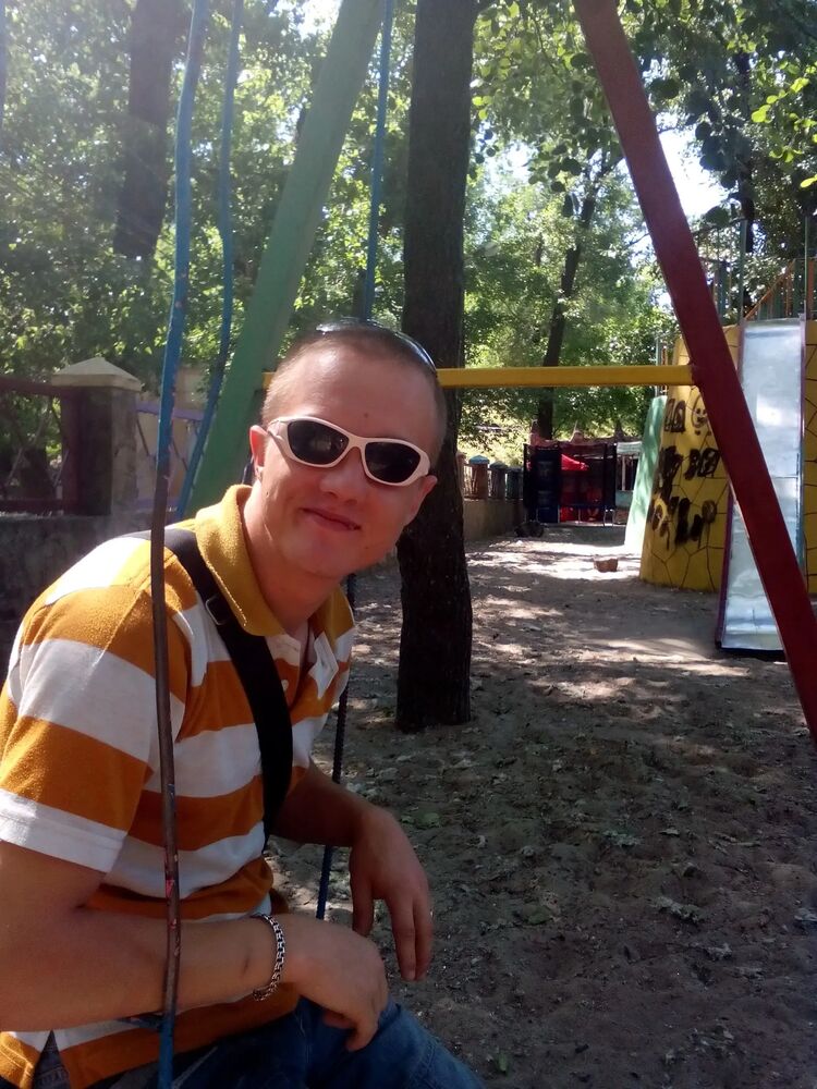  44570149  , 32 ,    