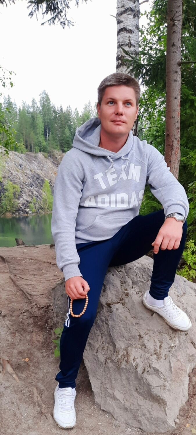  46842249  Artem, 35 ,    