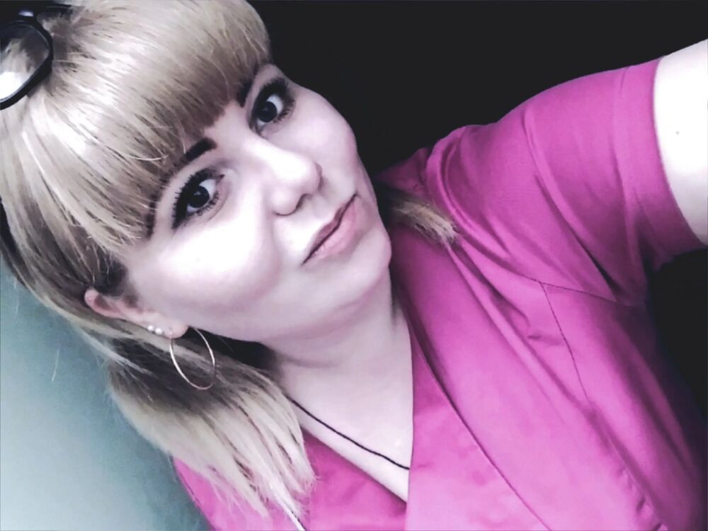  51603609  Maria, 31 ,     