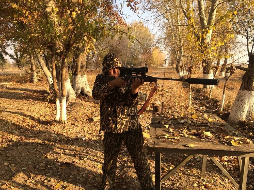  24147639  Azamat, 36 ,    