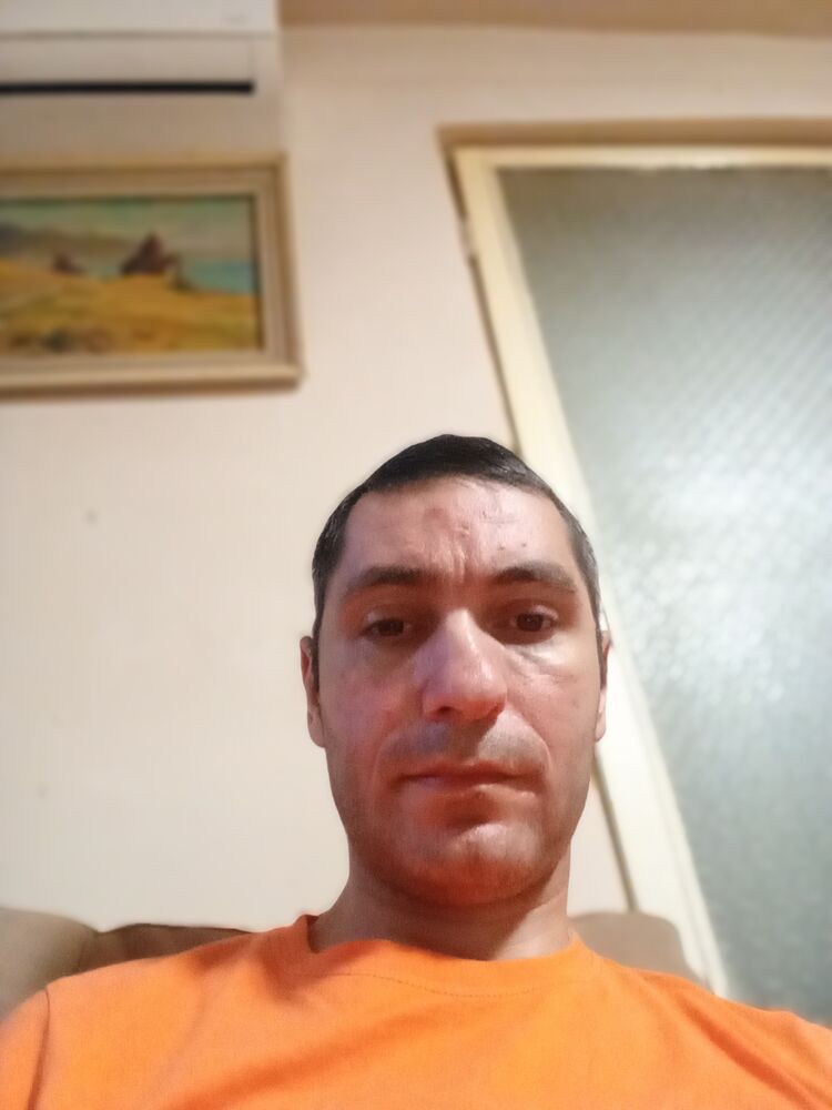  50842419  Arman, 37 ,    