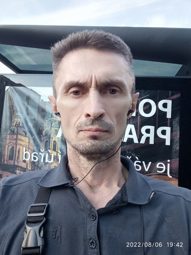  28496449  , 52 ,    Praha