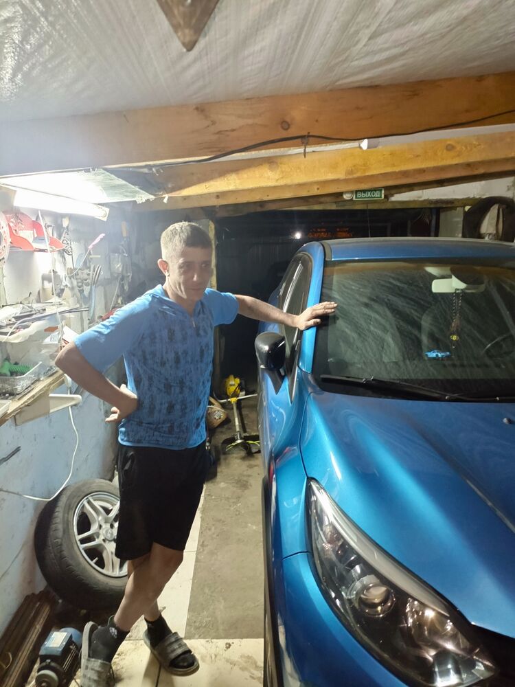 ���� 52681929 ������� ˸��, 42 ����, ���� ���������� � �������