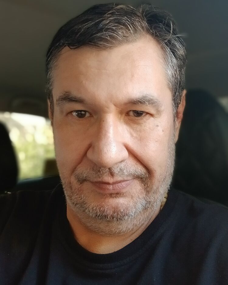 52895459  Wadim, 55 ,    