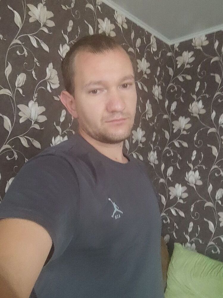  46483089  , 29 ,    