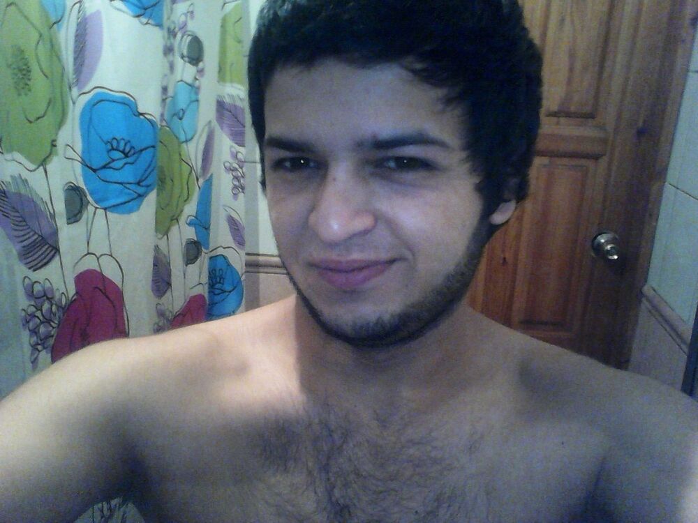 ���������� �����������, ���� ������� Adam, 33 ����, ������������ ��� ������