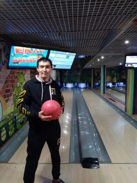  ,   Oleg, 34 ,   ,   , c , 