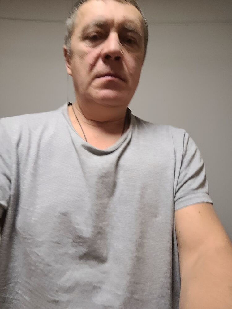  48458069  , 57 ,    