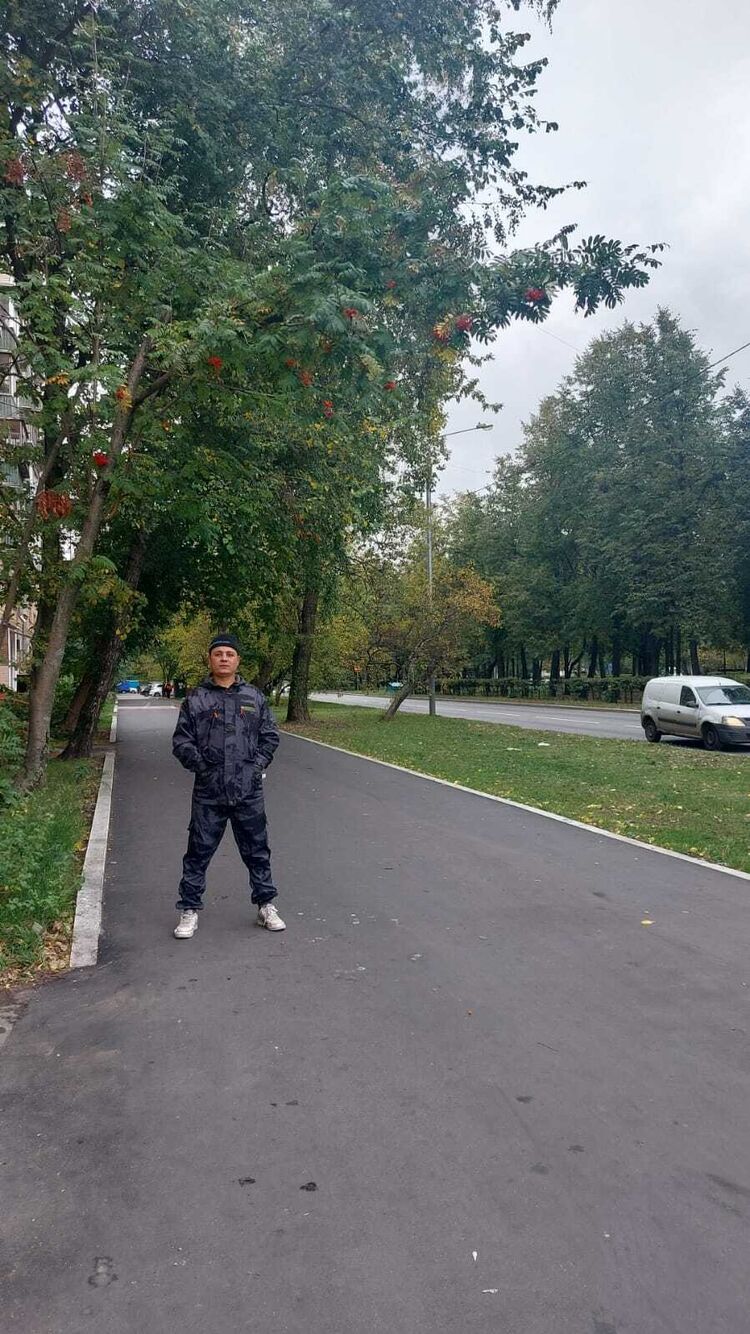  30048539  SIROJBEK, 31 ,    