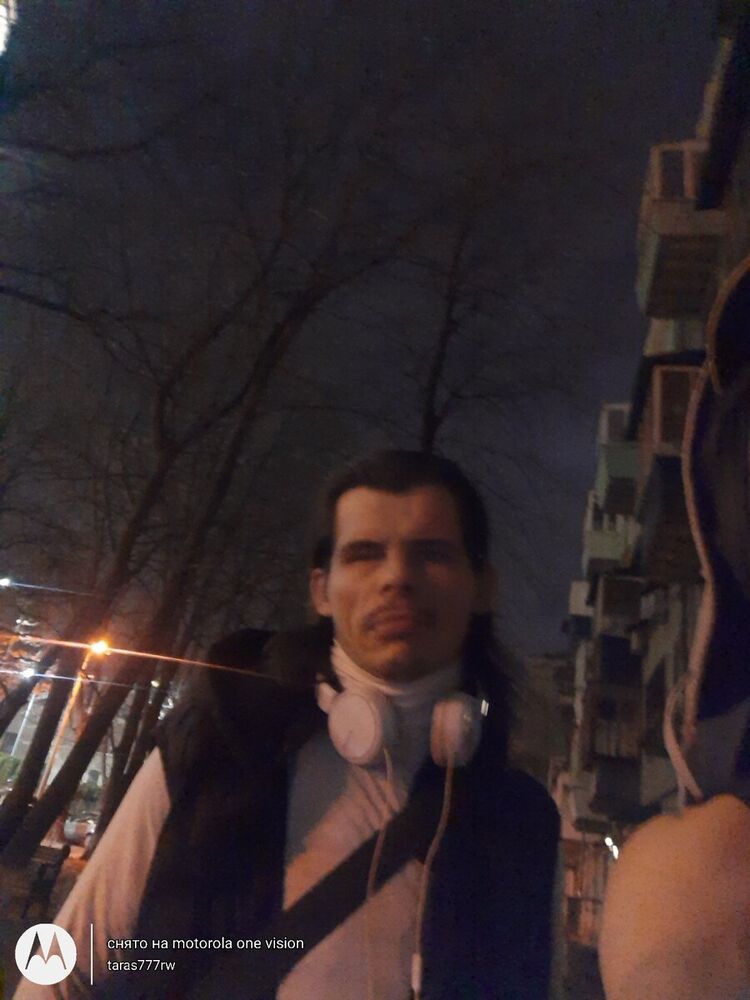  21754759  , 40 ,    
