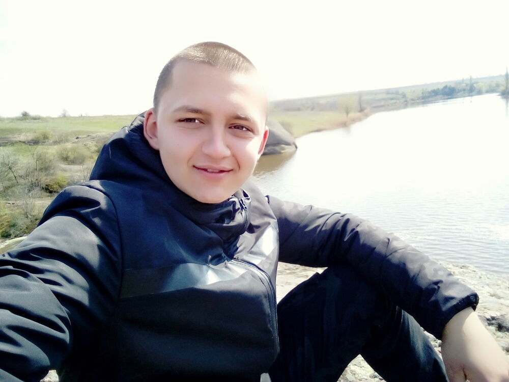  18043759  , 25 ,    