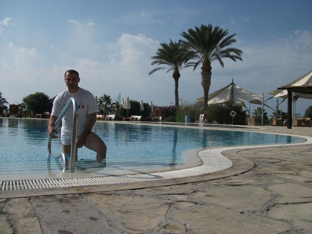 ���������� Palais-Bourbon, ���� ������� Artyom, 50 ���, ������������ 