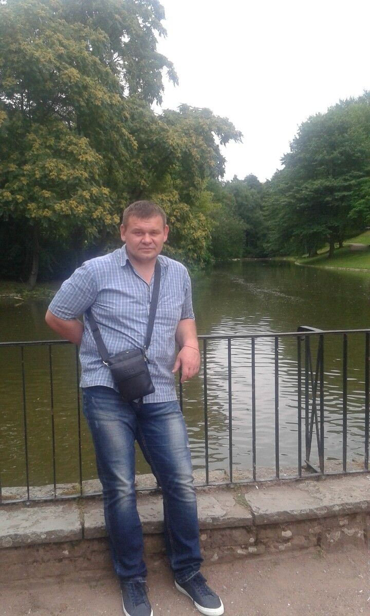  ,   Oleg, 49 ,   