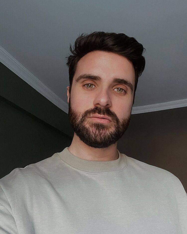 ���� 46803879 ������� ������, 33 ����, ���� ���������� � �����-����������