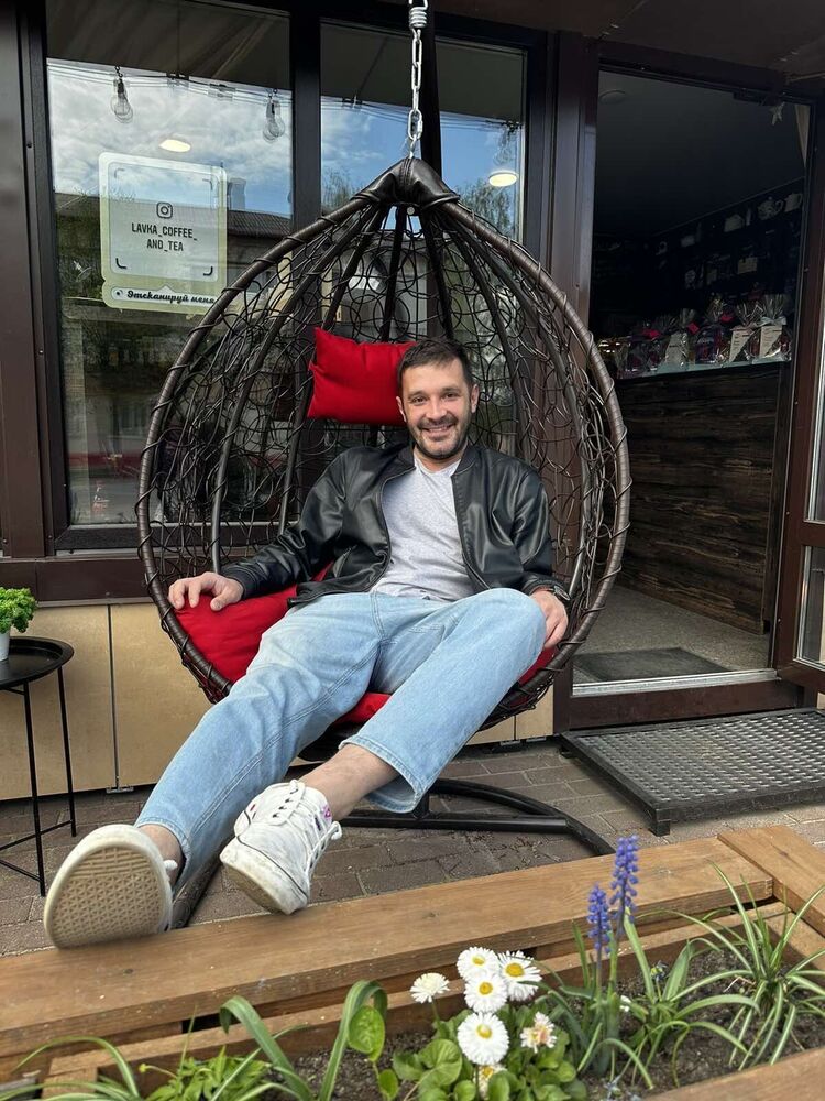  37455639  , 33 ,    -