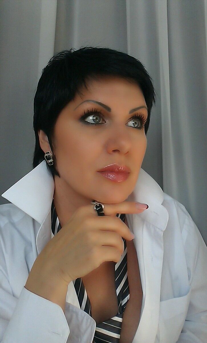  ,   Lana, 53 ,   