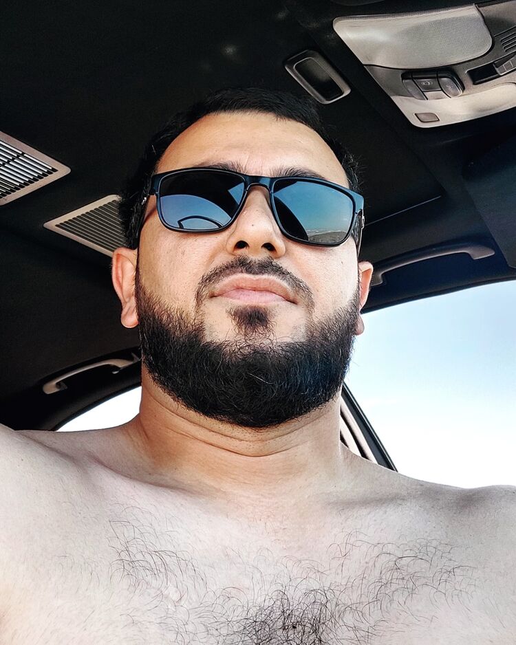  ,   Emil, 33 ,   ,   