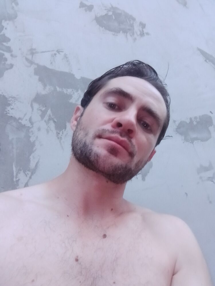  35570549  , 38 ,    