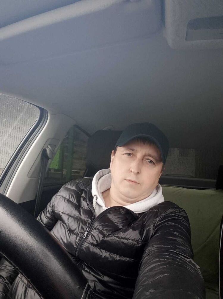  43176349  Vladimir, 37 ,    