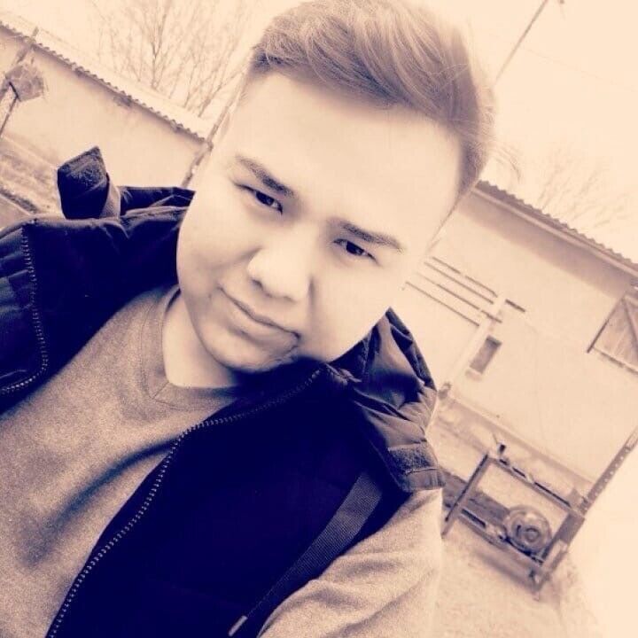  20785999  Ruslan, 32 ,    