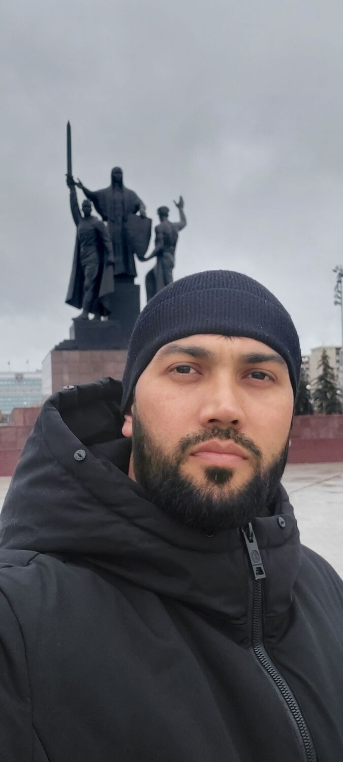  48194859  Ali, 34 ,    