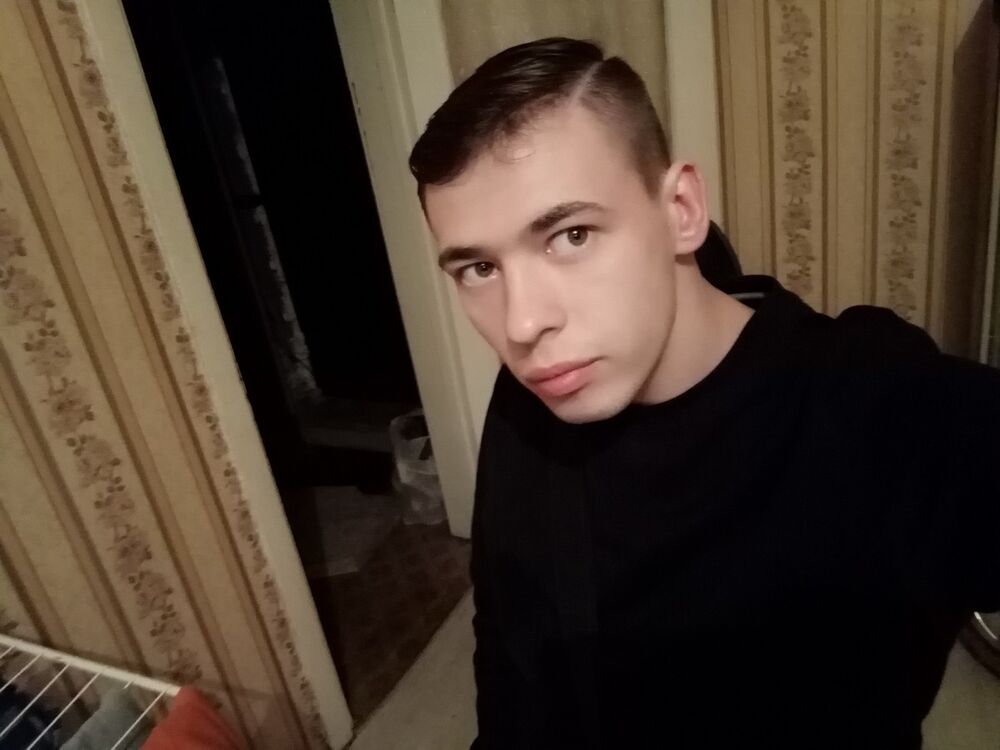  ,   Pavel, 28 ,     , c 