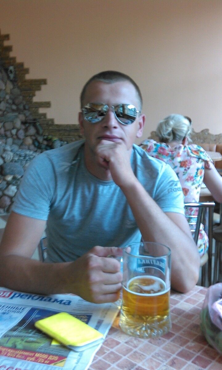  4566239  Jeksan, 38 ,    