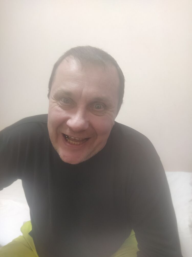  31661859  Wladimir, 55 ,    