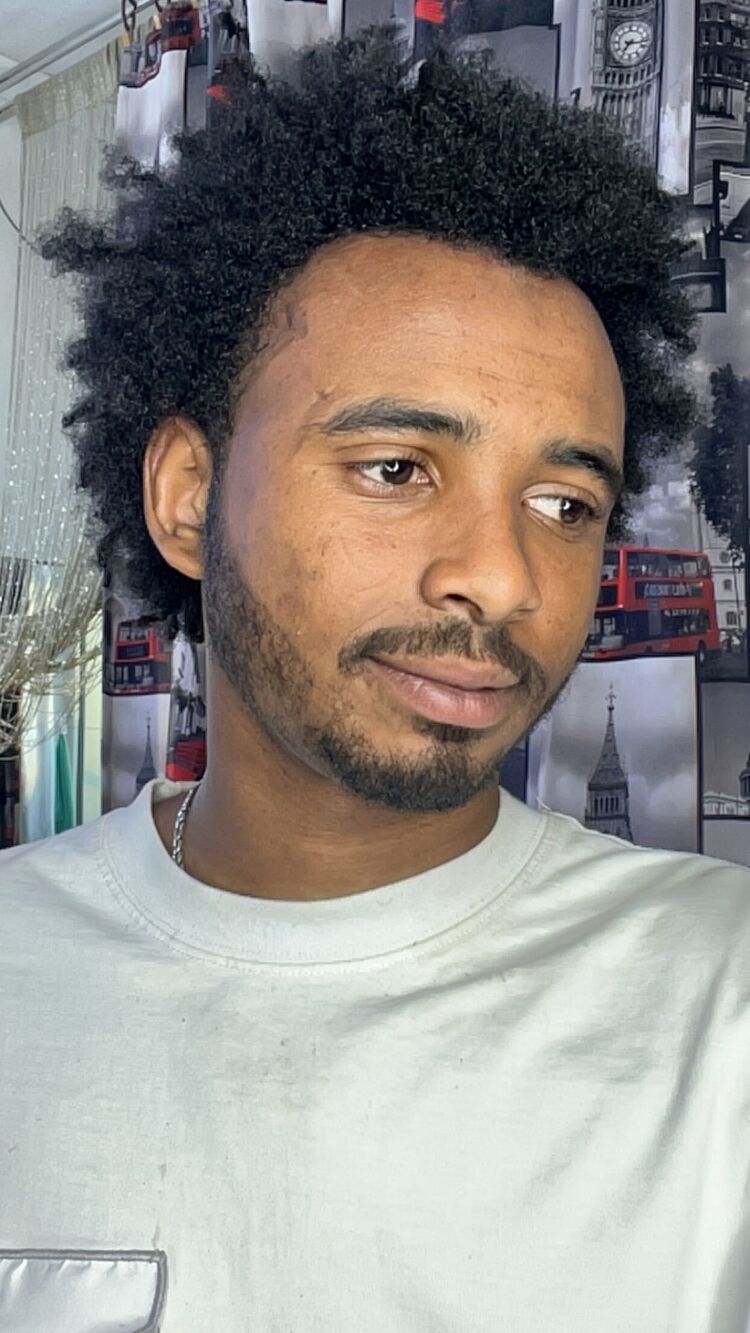 ���� 47222449 ����� Moukhtar, 22 ����, ���� ���������� � ������