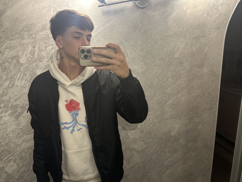  54685149  , 18 ,    Soho