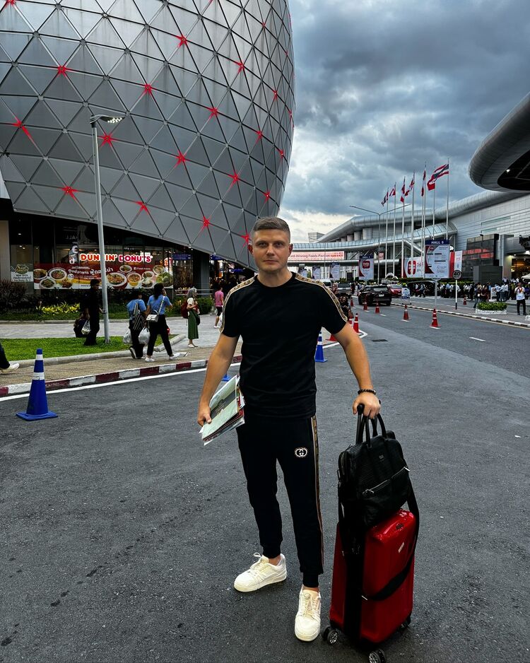 ���� 46156819 ������� �����, 37 ���, ���� ���������� � �������-��-����