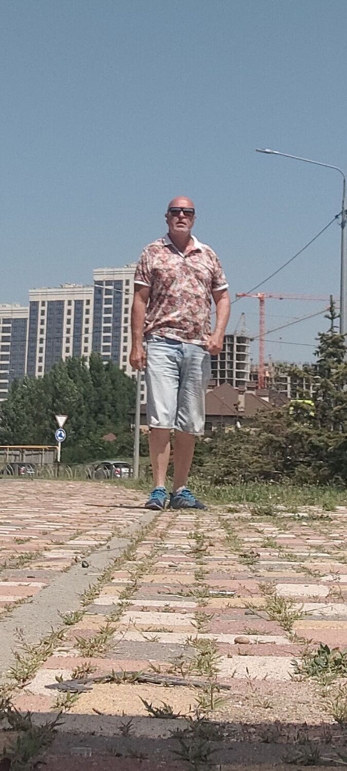  52673909  , 63 ,    