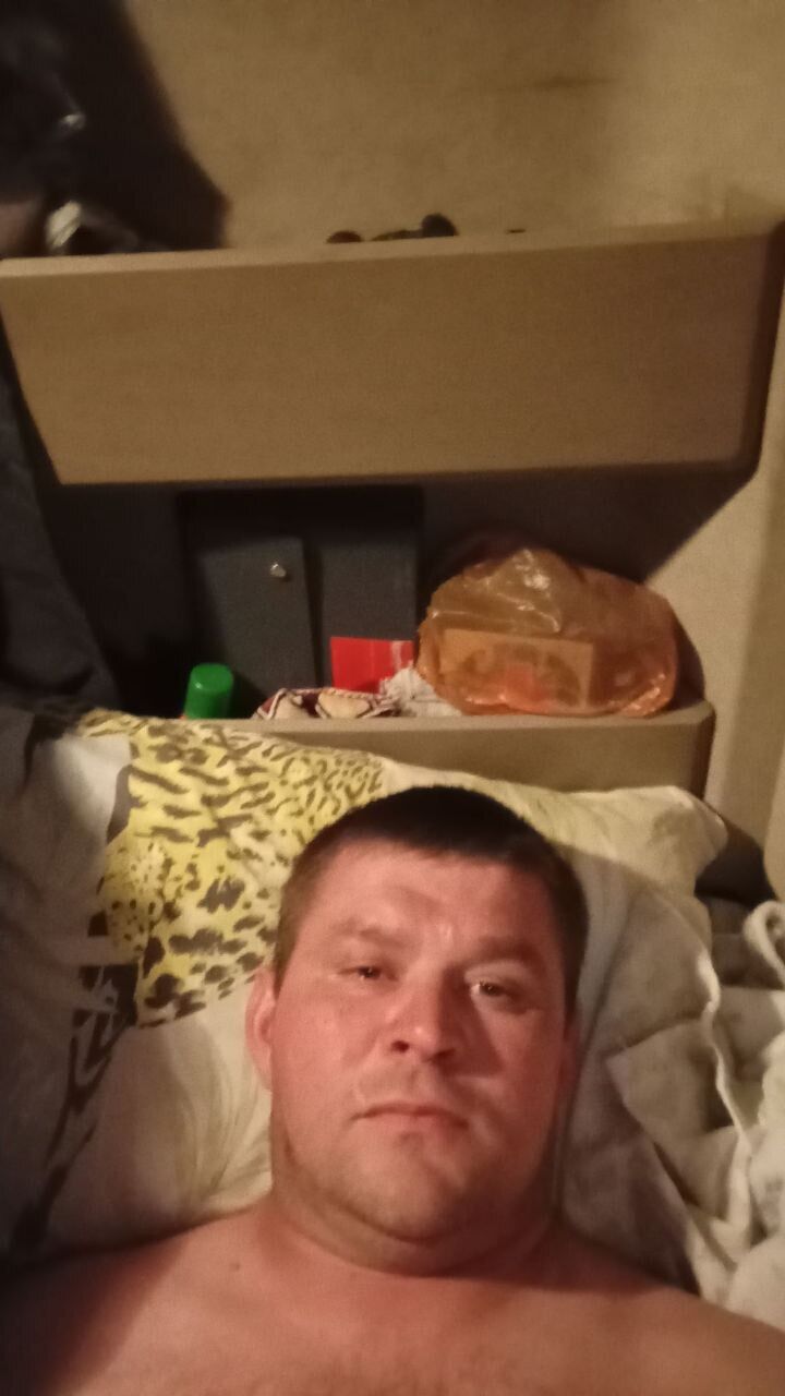  43413859  , 42 ,    