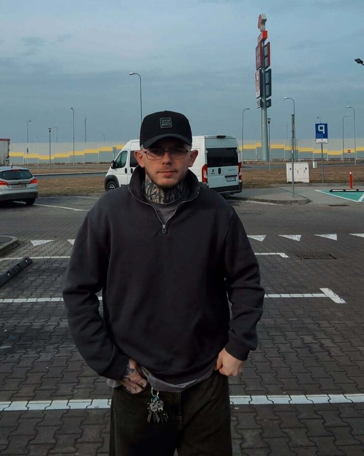  ,   Alex, 27 ,   ,   , c 