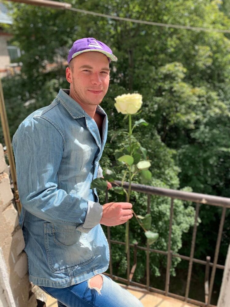  20432639  , 35 ,    -