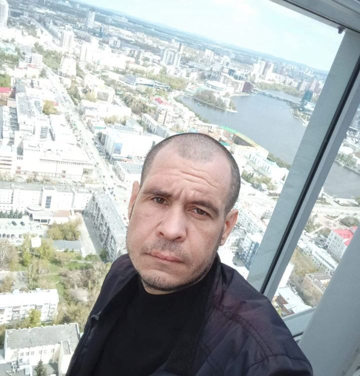 52504369  , 35 ,    