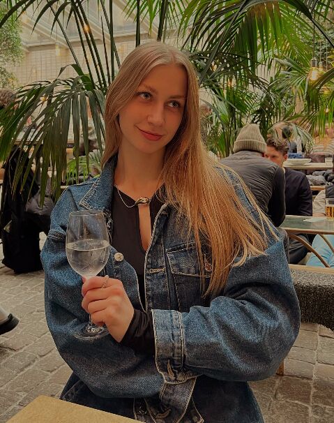  50789499  , 26 ,    -