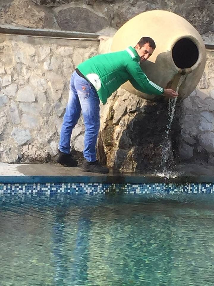  ,   Arman, 34 ,   ,   , c 