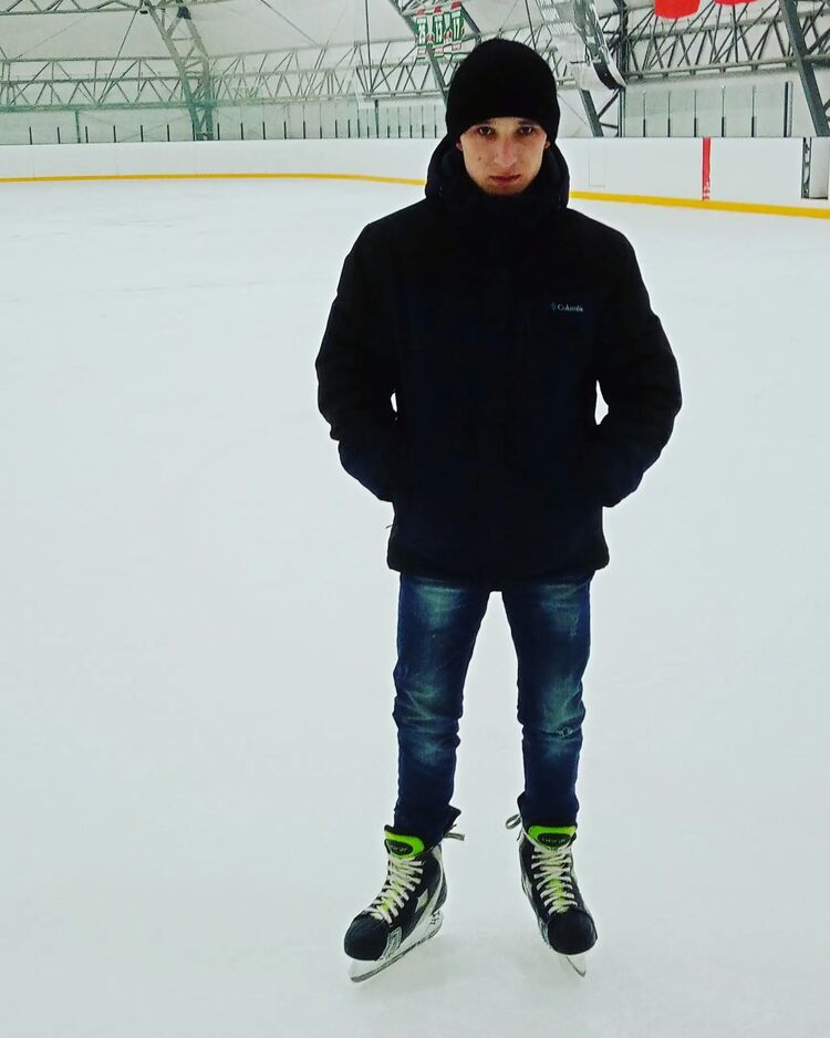  ,   Vitaly, 27 ,   ,   , c , 
