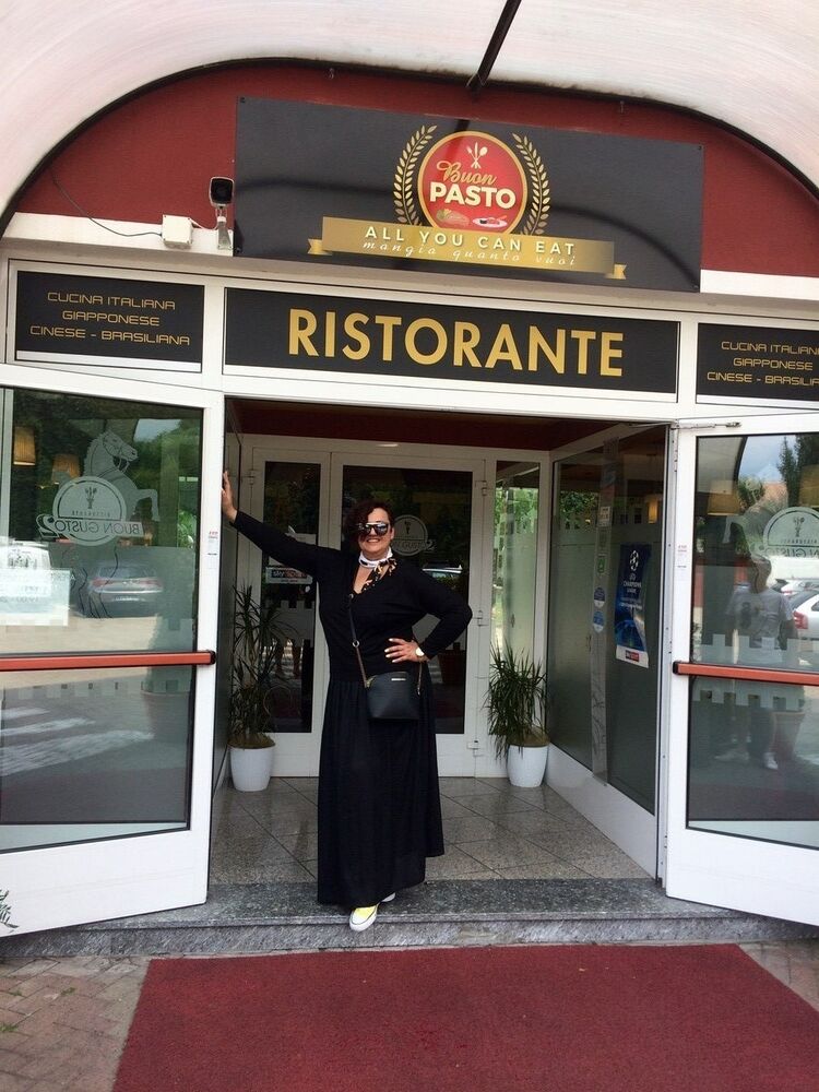  17151479  , 48 ,    Milan