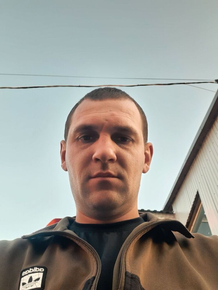  46883809  , 31 ,    