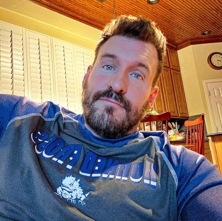  49469689  Mario Alvaro, 51 ,    Aberford